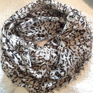 Francesca's Collections Leopard Print Scarf
